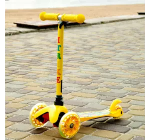 Детский складной трехколесный самокат SPORT KIDS 2581 с подсветкой колес  Желтый
