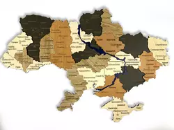 Мапа України з натурального дерева на стіну 59х40 см, карта України навісна