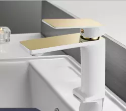 Змішувач для умивальника одноважільний кран латунь WanFan для ванни Білий із Золотим